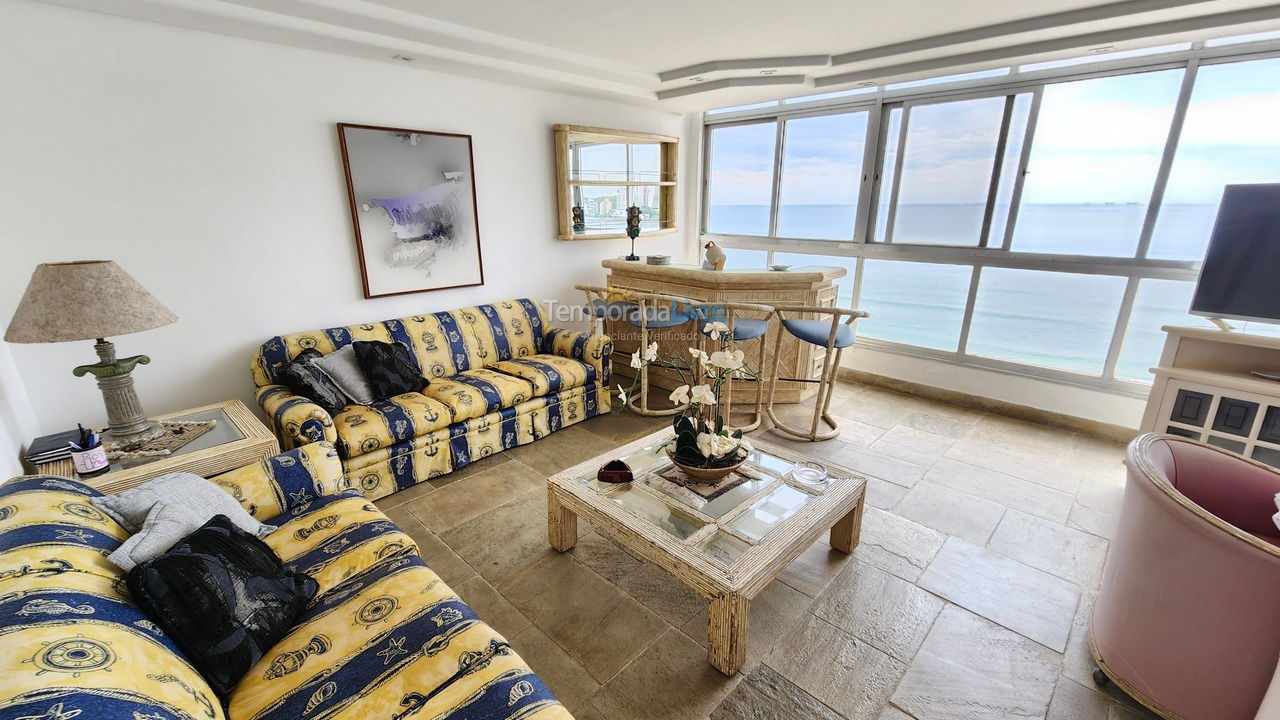 Apartamento para aluguel de temporada em Guarujá (Pitangueiras)