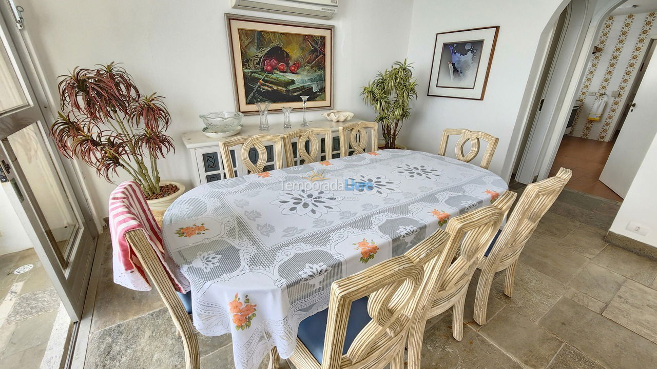 Apartamento para aluguel de temporada em Guarujá (Pitangueiras)