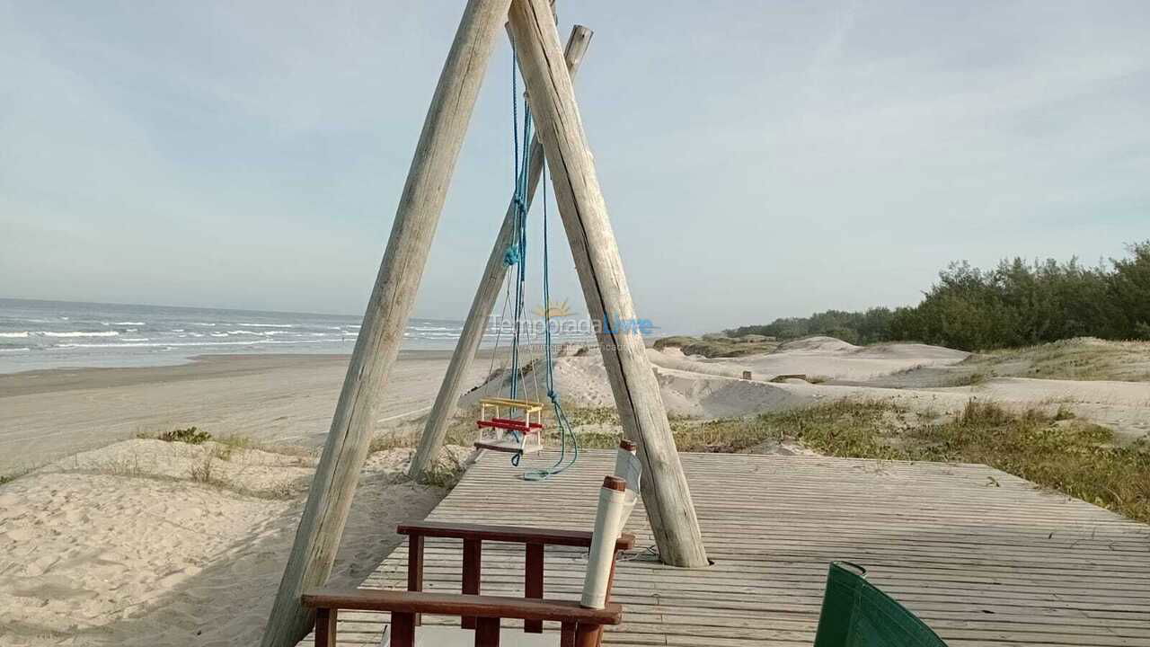 Casa para alquiler de vacaciones em Balneário Gaivota (Janaina)