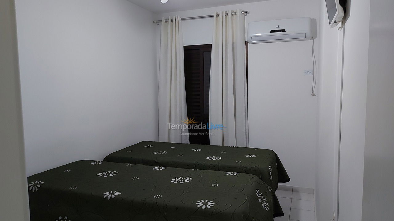 Apartamento para aluguel de temporada em Guarujá (Enseada)