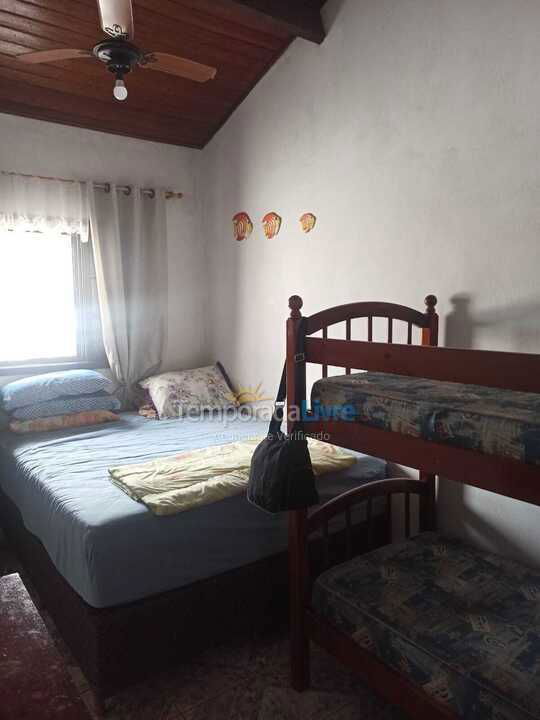 House for vacation rental in Caraguatatuba (Massaguaçu)