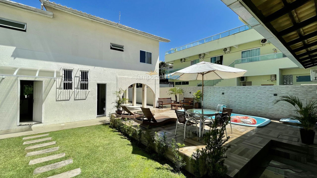 Casa para aluguel de temporada em Bombinhas (Praia de Bombas)