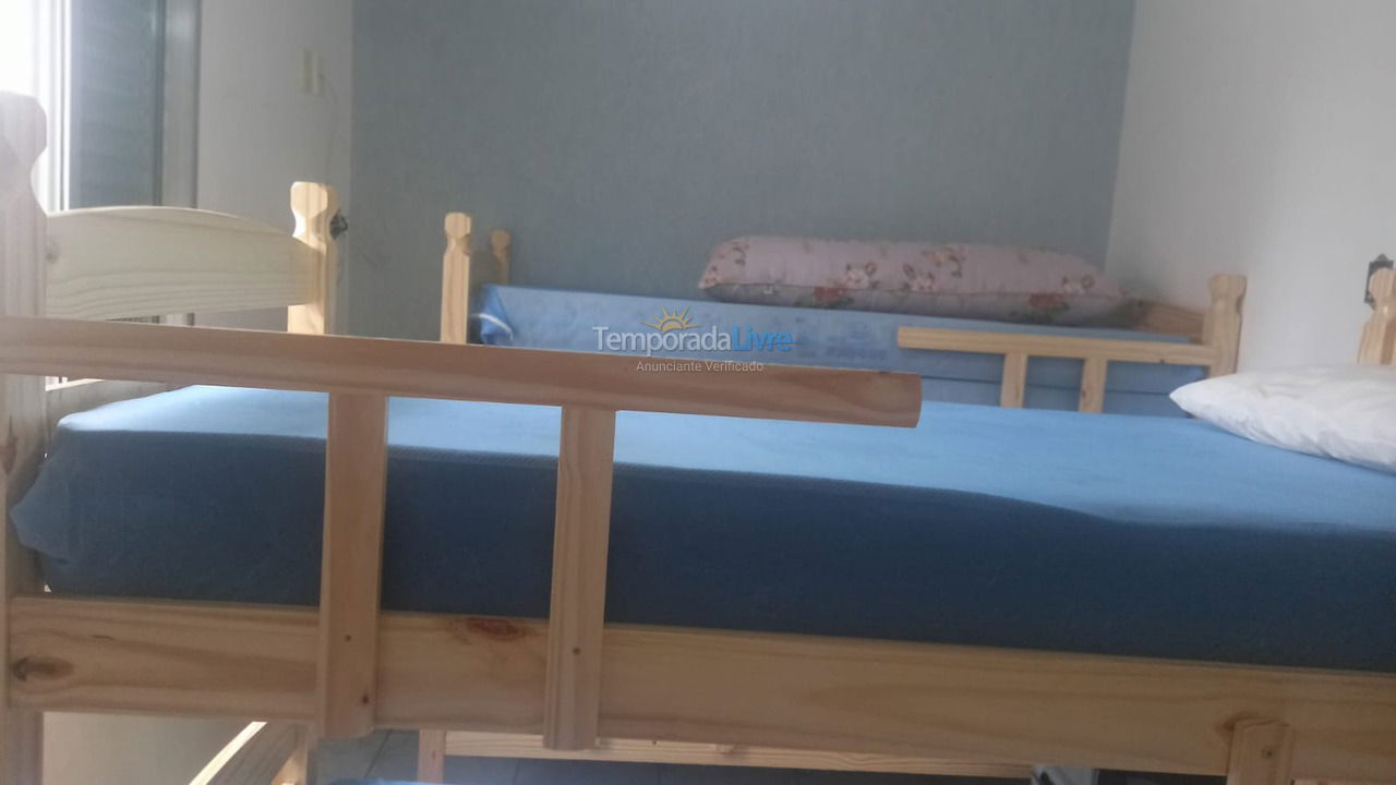 Apartment for vacation rental in Praia Grande (Vila Tupi)