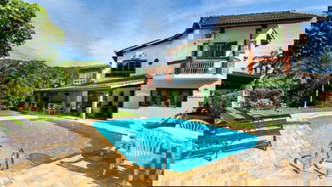 House 4 bedrooms (02 suites) Condominium Costa Verde
