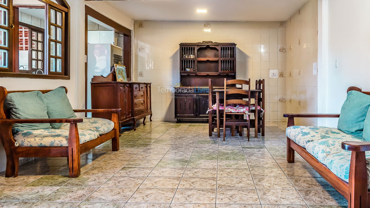 Casa para alquiler de vacaciones em Ilhabela (Barra Velha)