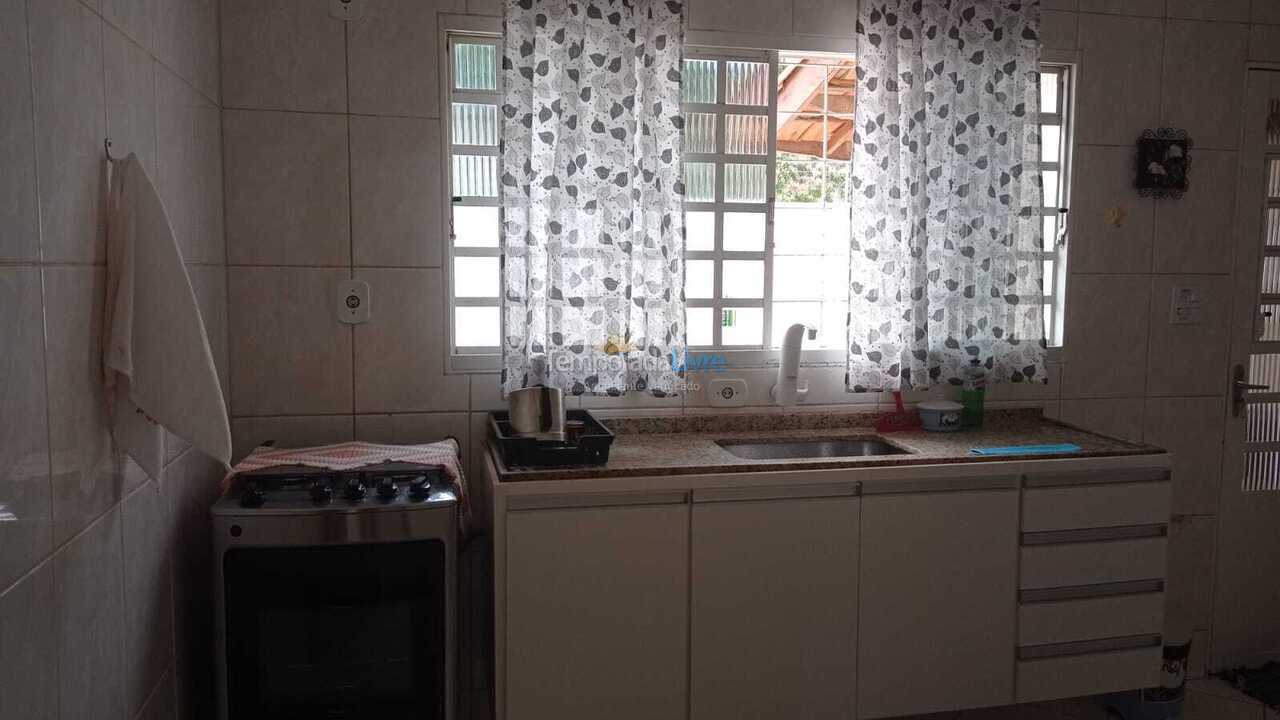 Casa para alquiler de vacaciones em Serra Negra (Bairro das Palmeiras)