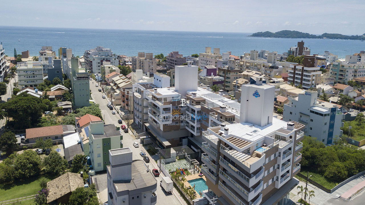 Apartment for vacation rental in Bombinhas (Praia de Bombas)