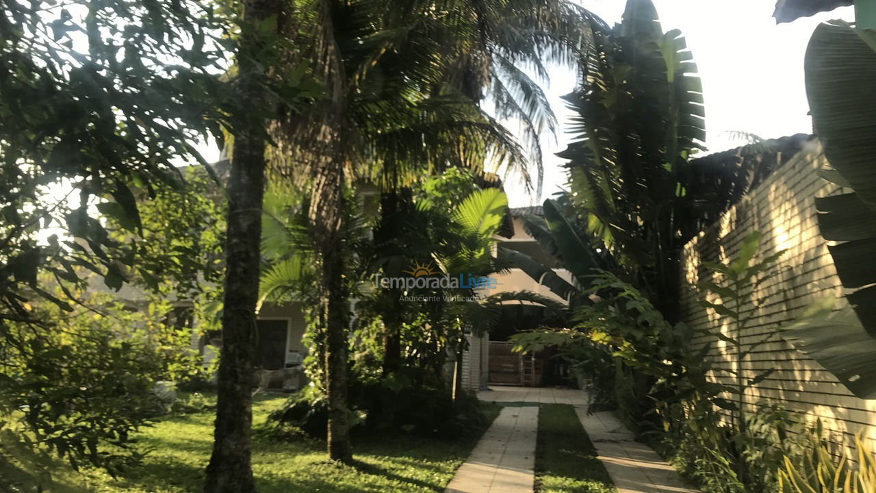 Casa para aluguel de temporada em Bertioga (Condominio Morada da Praia)