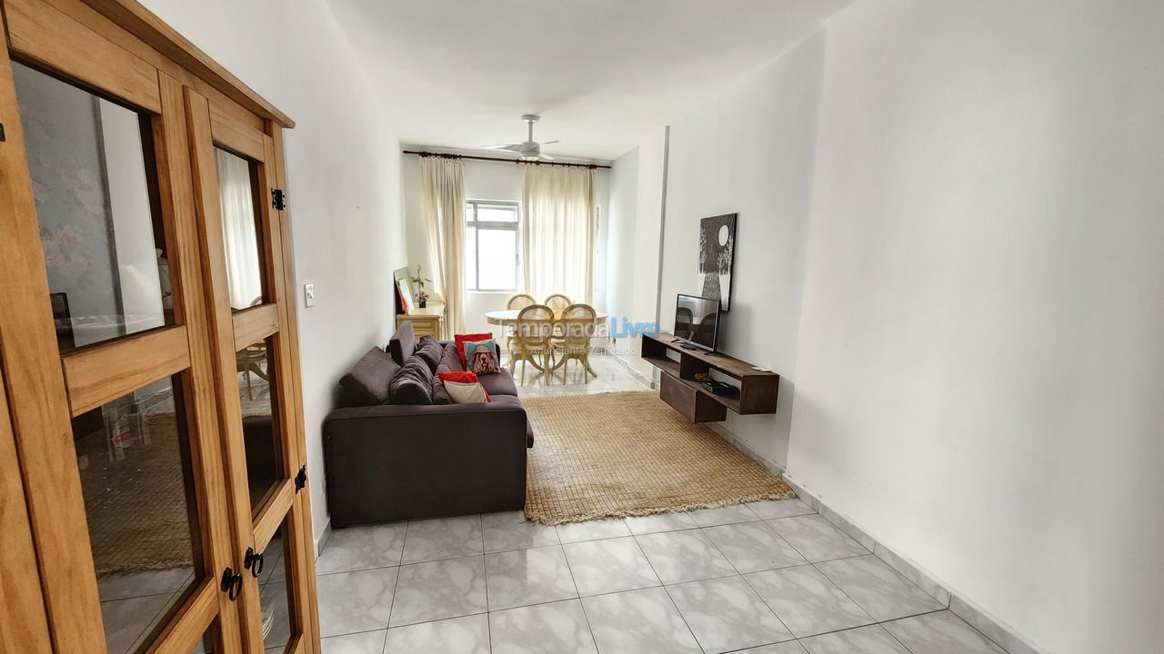 Apartamento para aluguel de temporada em Guarujá (Pitangueiras)