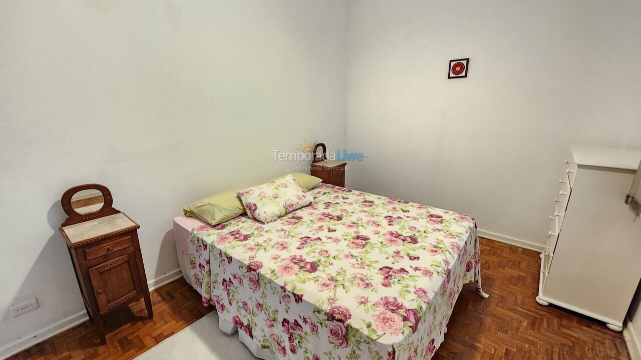 Apartamento para aluguel de temporada em Guarujá (Pitangueiras)