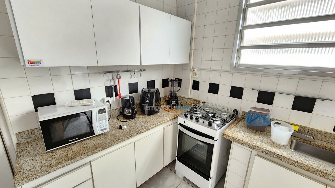 Apartamento para aluguel de temporada em Guarujá (Pitangueiras)