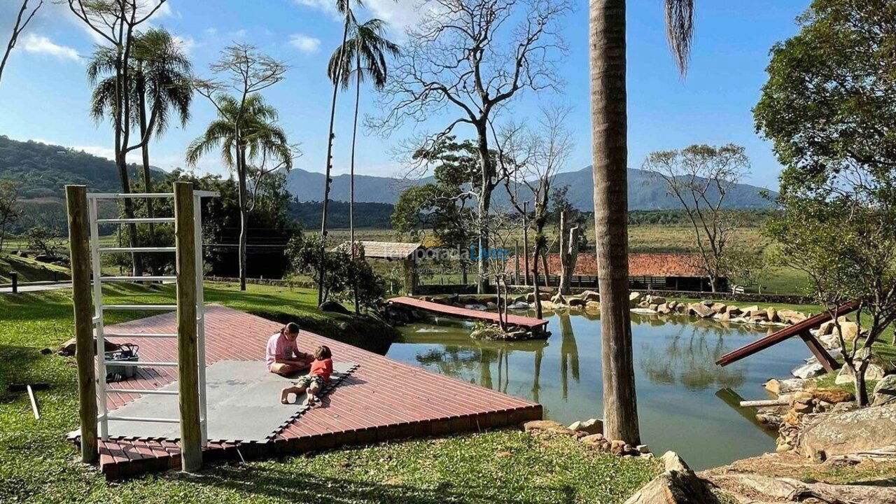 Casa para alquiler de vacaciones em Florianópolis (Armação do Pântano do Sul)