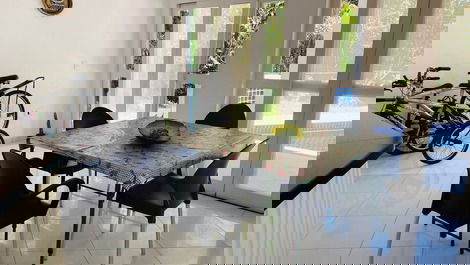 Bela casa p/ Temporada Bertioga Com Piscina a 15 minutos da Praia