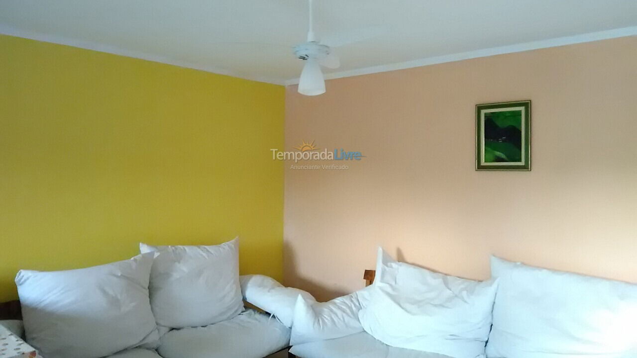 Casa para alquiler de vacaciones em Mongaguá (Vila Loty)