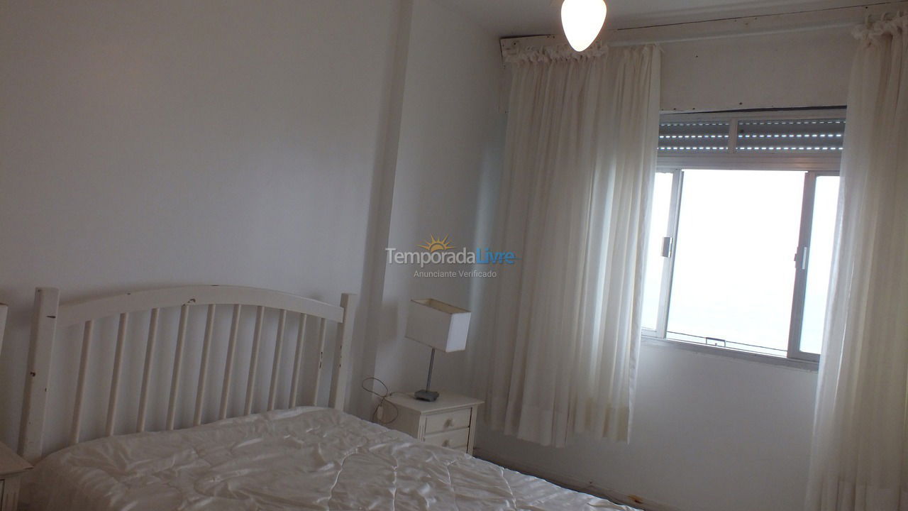 Apartment for vacation rental in Guarujá (Pitangueiras)