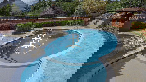 Maravilhosa casa com 4 suítes, Residencial com piscina! Búzios (RJ)