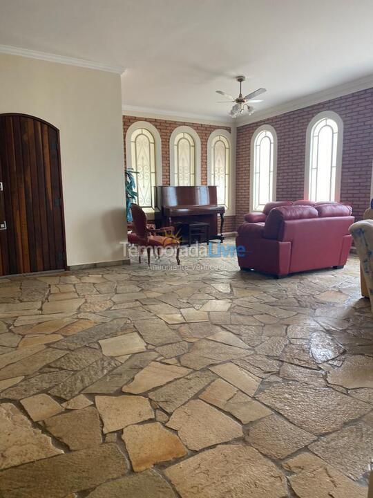 House for vacation rental in Olímpia (Jardim Glória)