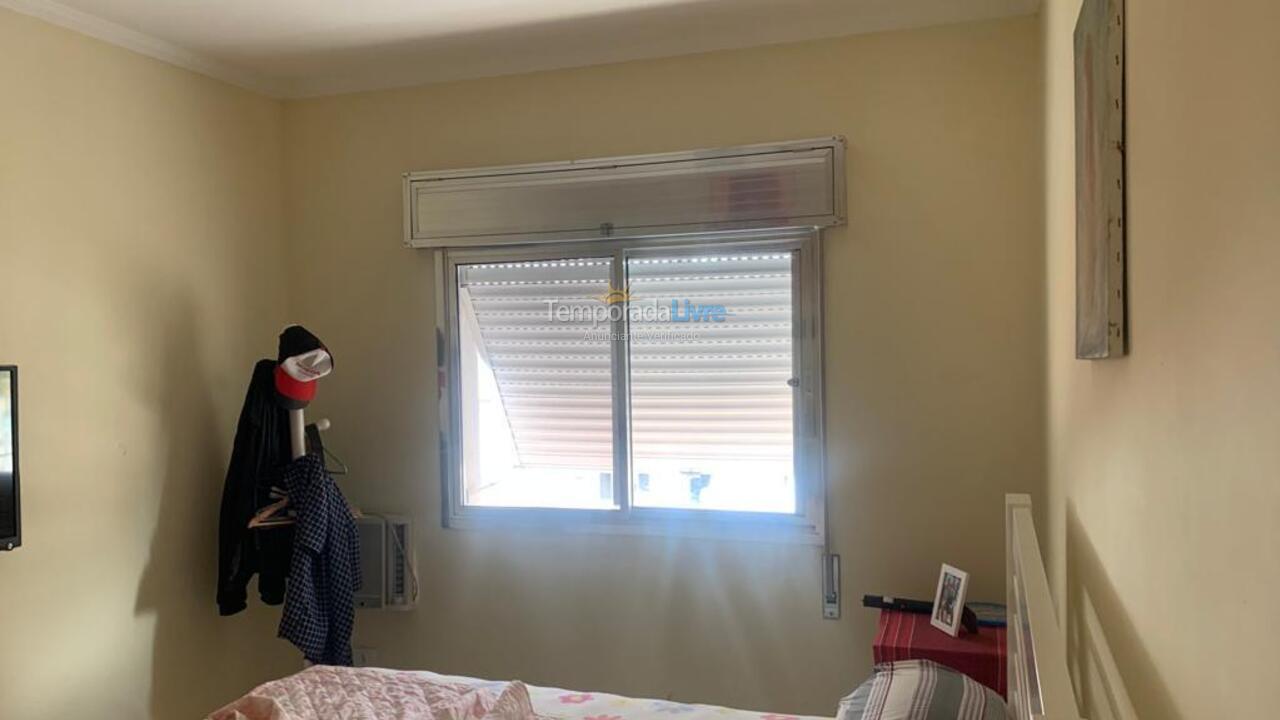 Apartamento para aluguel de temporada em Guarujá (Enseada)
