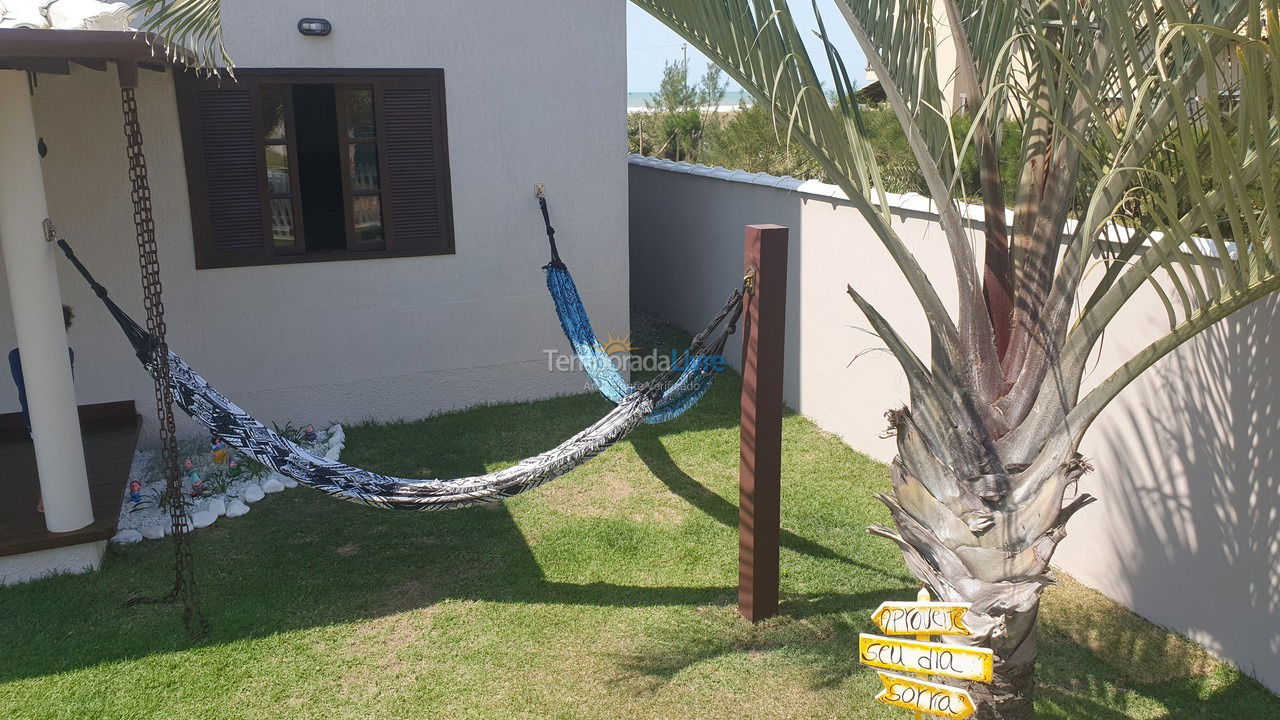 Casa para aluguel de temporada em Cabo Frio (Unamar)