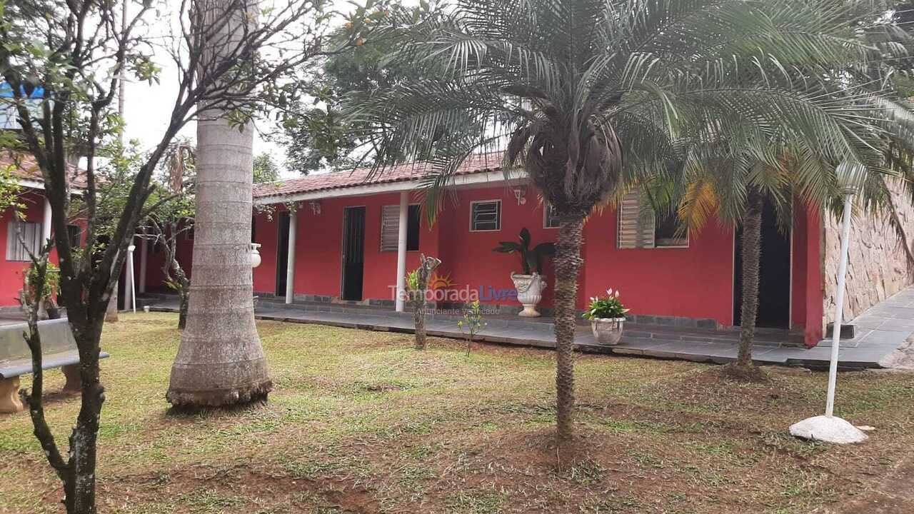Chácara / sítio para aluguel de temporada em São José dos Campos (São José dos Campos)
