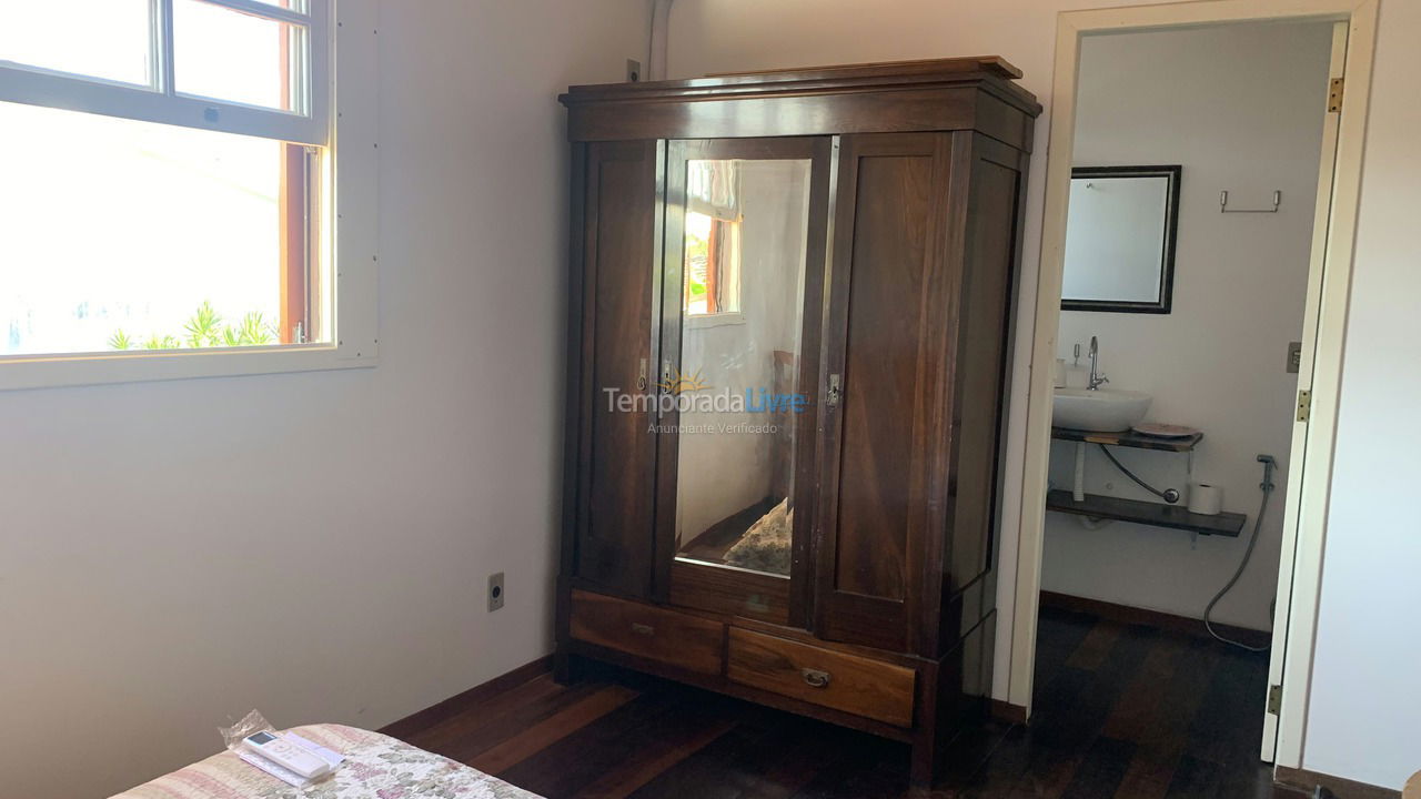 Casa para aluguel de temporada em São Francisco do Sul (Ubatuba)