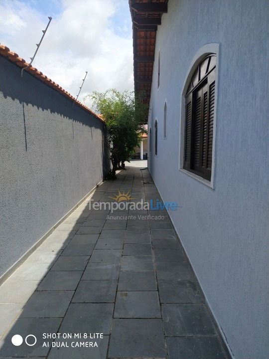 Casa para aluguel de temporada em Itanhaém (Cibratel II)