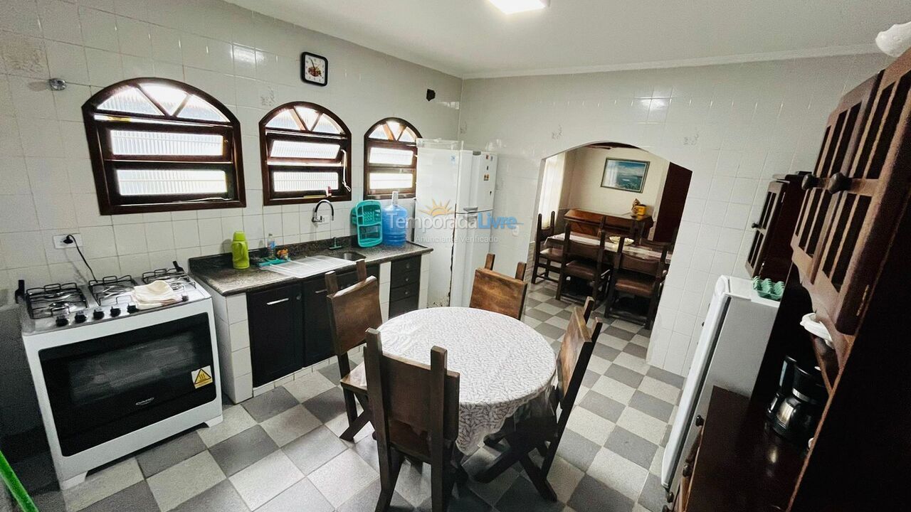 Casa para aluguel de temporada em Itanhaém (Cibratel II)