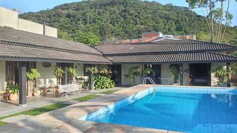 Excelente casa com piscina, pra aluguel de temporada, Praia de Juquehy