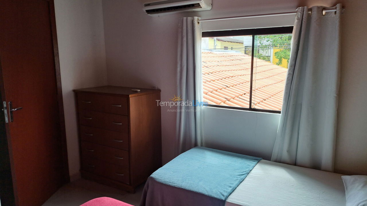 Casa para alquiler de vacaciones em Bombinhas (Praia de Bombinhas)