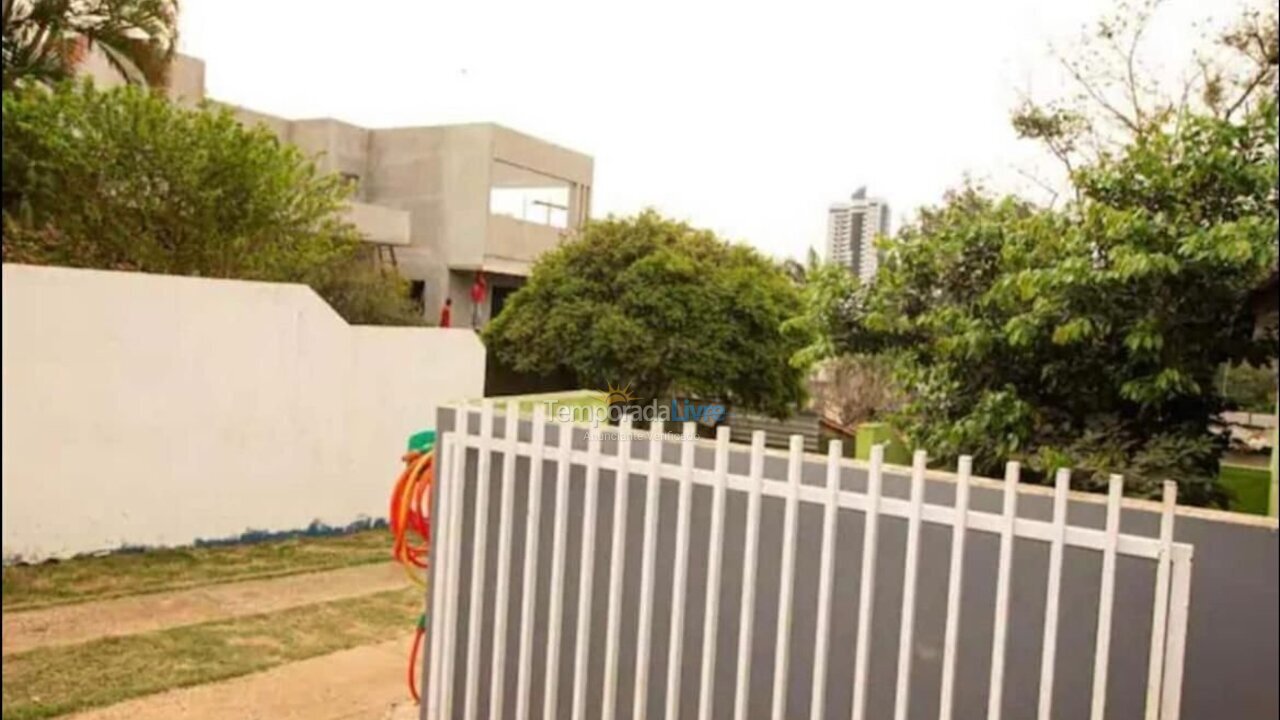 Casa para aluguel de temporada em Foz do Iguaçu (Centro)