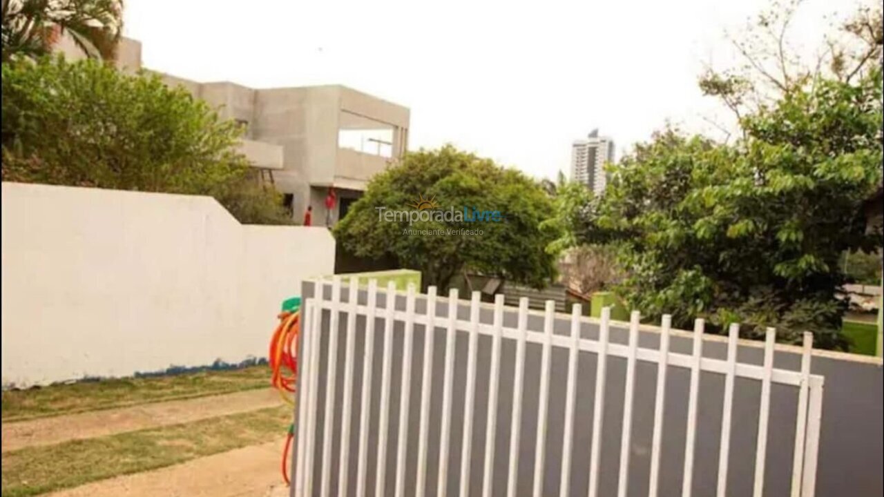 Casa para aluguel de temporada em Foz do Iguaçu (Centro)