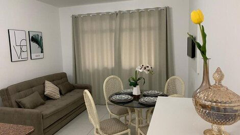 Apartment on Av Brasil in front of the mall, 4 minutes from the beach
