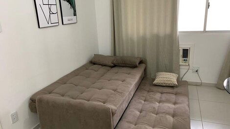 Apartamento en Av Brasil frente al centro comercial, a 4 minutos de la playa