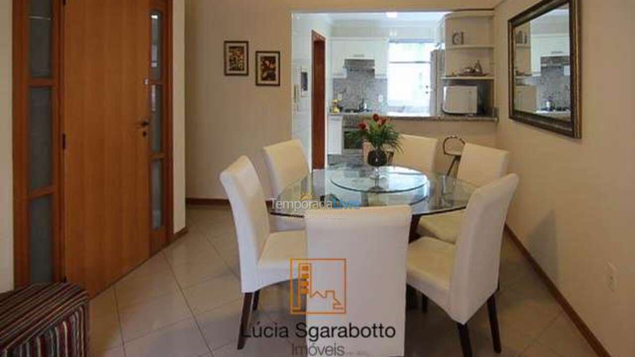 Apartamento para aluguel de temporada em Balneário Camboriú (Centro)