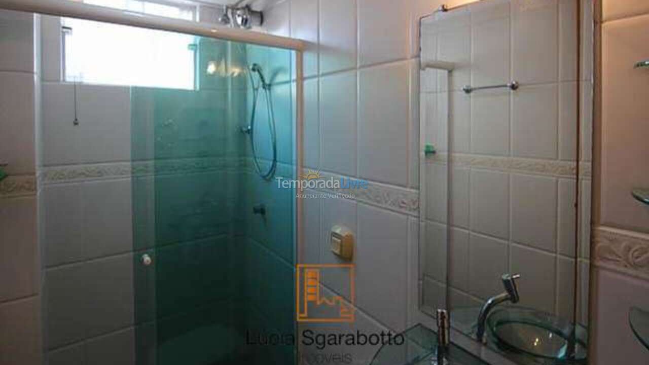 Apartamento para aluguel de temporada em Balneário Camboriú (Centro)