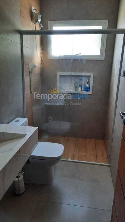 Casa para alquiler de vacaciones em Pardinho (Ninho Verde Eco Residence)