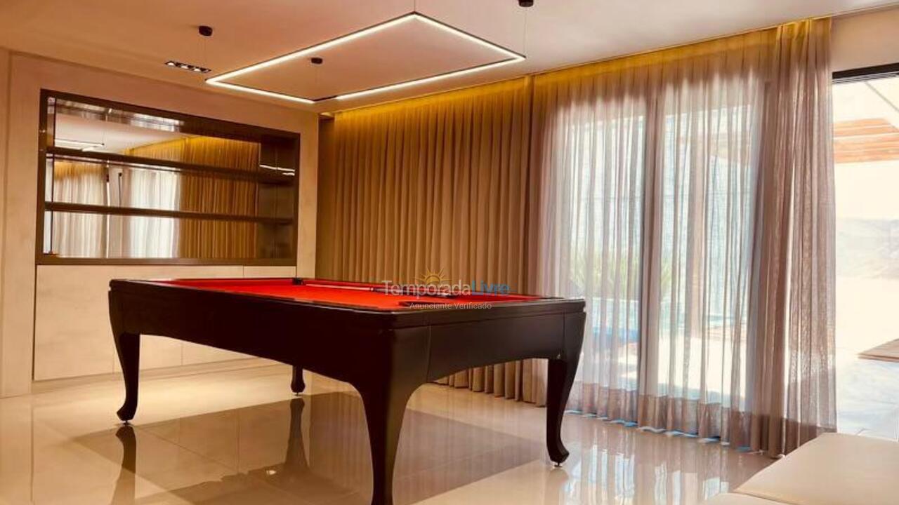Casa para aluguel de temporada em Florianopolis (Jurerê Internacional)