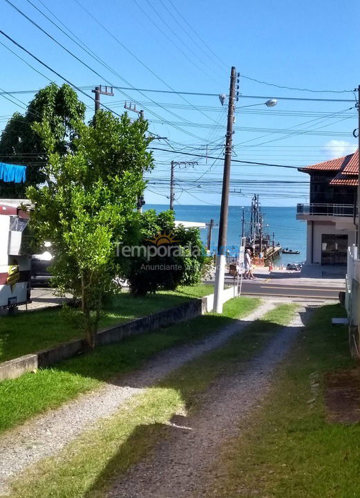 Casa para aluguel de temporada em Porto Belo (Centro)