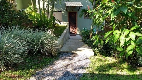 House with great location 100 meters from the beach.