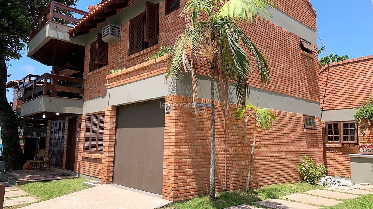 Casa para alquiler de vacaciones em Bombinhas (Praia de Bombinhas)