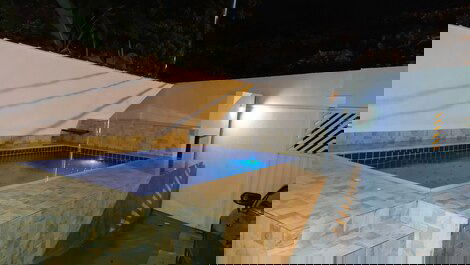 Casa con piscina en Enseada Guarujá
