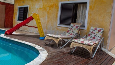 P006 - Casa de 3 dormitorios con piscina y barbacoa