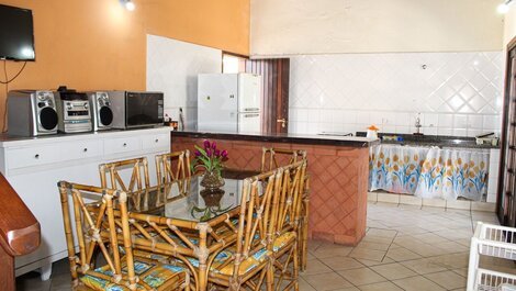 P003 - 3 bedroom house with barbecue, just 150m from the beach