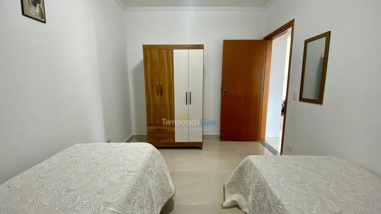 Apartment for vacation rental in Praia Grande (Vila Tupi)