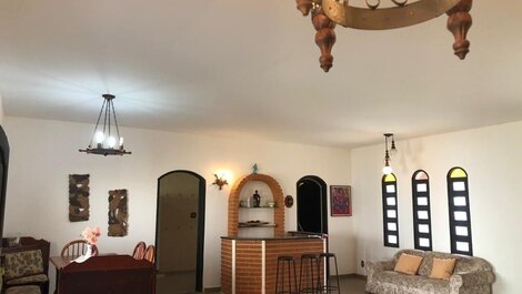 P005 - Beautiful house with 3 bedrooms, swimming pool, barbecue in Peruíbe