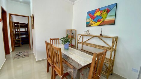 I1765 - Casa em Itanhaém 2 dormitórios com piscina e churrasqueira