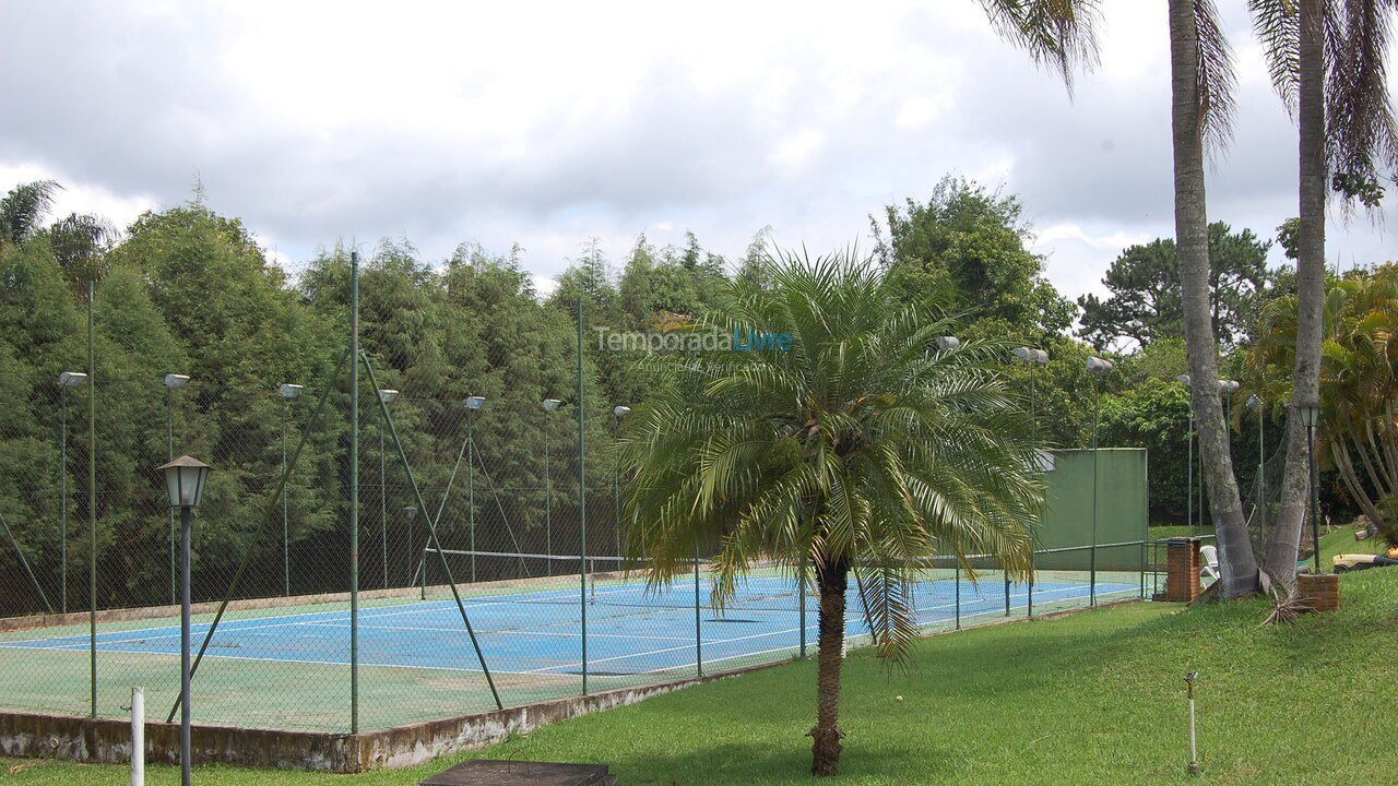 Chácara / sítio para aluguel de temporada em Ibiúna (Condominio West Lake)