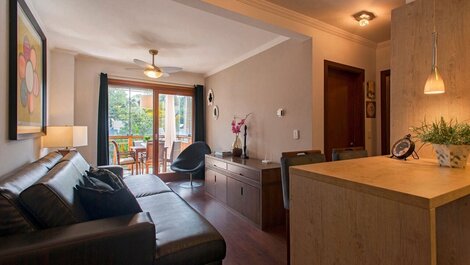 Bosque das Azaleias 29 - 1 bedroom, sleeps 4, next to Lago Negro