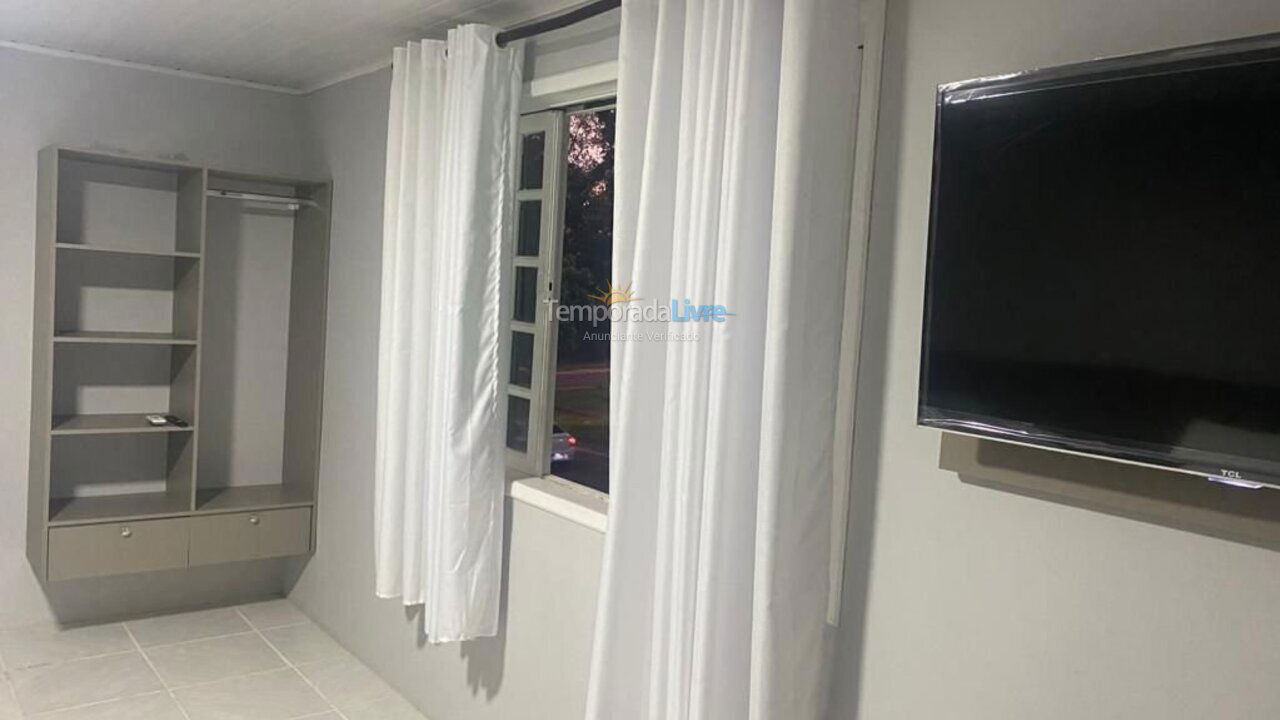 Apartamento para aluguel de temporada em Foz do Iguaçu (Centro)