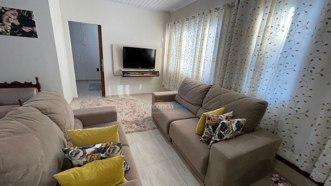 Apartamento para aluguel de temporada em Foz do Iguaçu (Jardim Vitoria)